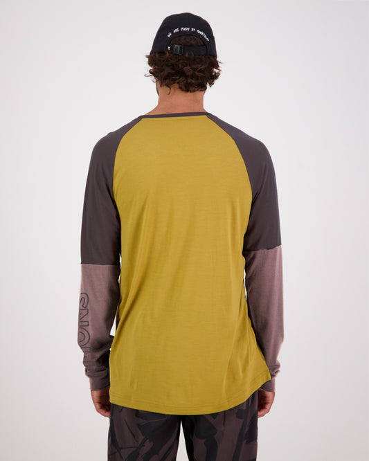 MONS ROYALE Tarn Merino Shift Wind Jersey MENS